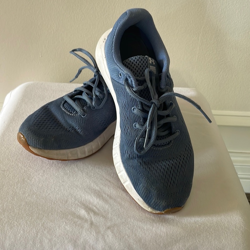 Under Armour Blue Tennis Shoes